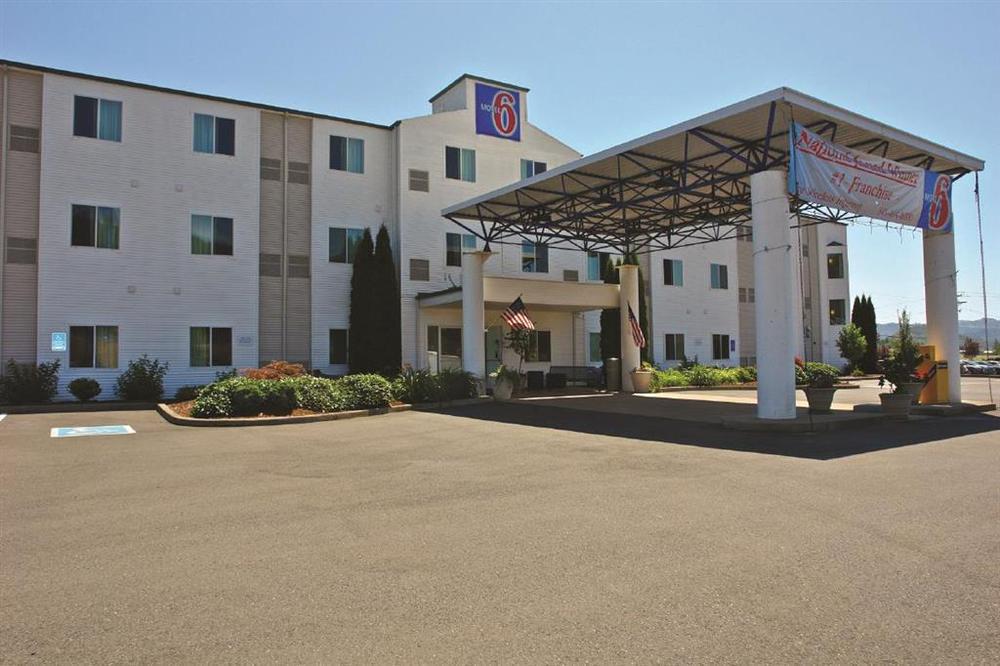 Motel 6-Roseburg, Or 外观 照片